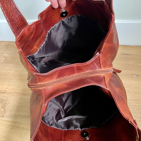 Brown Slouchy Hobo Bag Faux Leather Minimalist Shoulder Bag Soft Vegan Leather - Picture 5 of 8